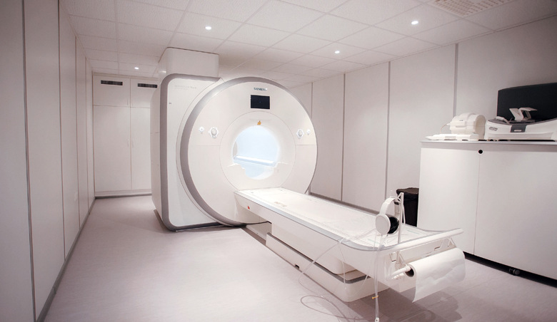 MRI device SIEMENS 3 Tc in the clinic of JSC "Medicine" (clinic of academician Roytberg)